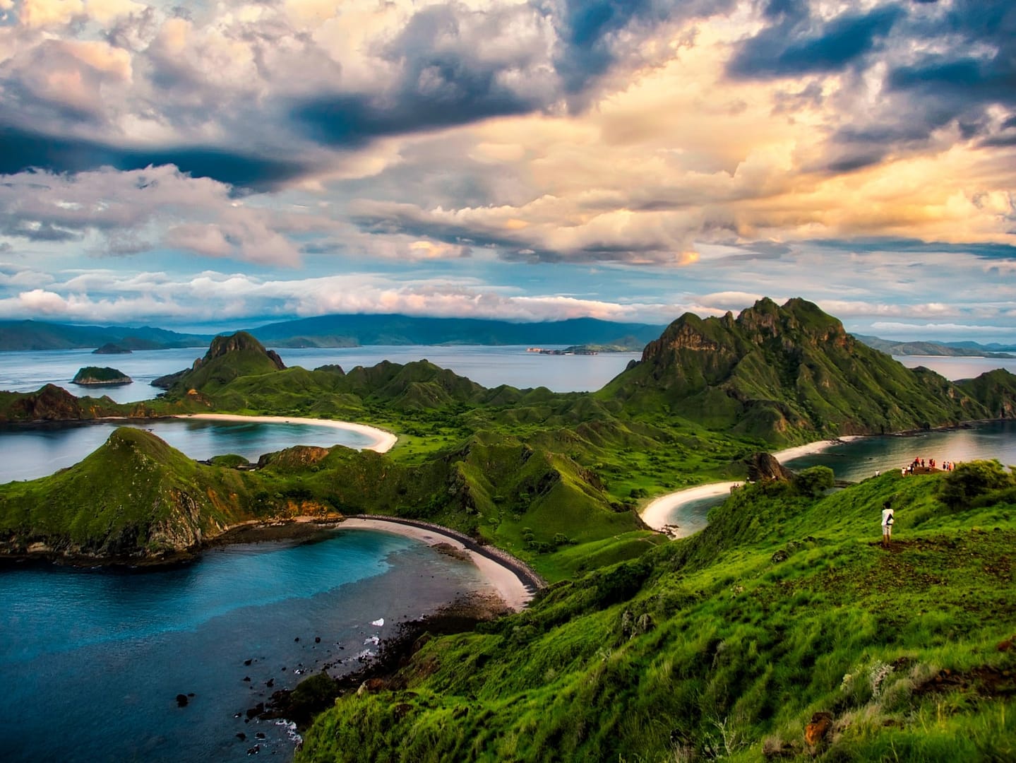 Amazing Places to Travel to Indonesia: Discover the Beauty of the Archipelago