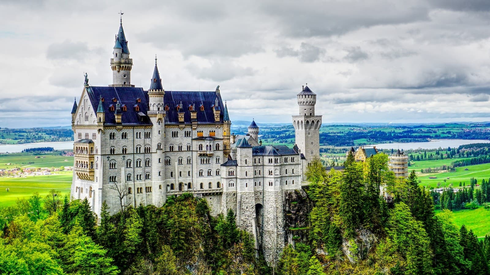Discovering the Prettiness of Germany: Top Places to Visit